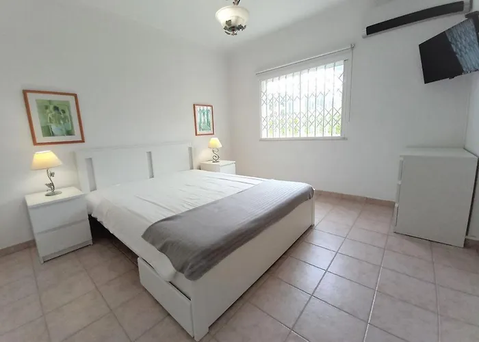 Rosada كوارتيرا